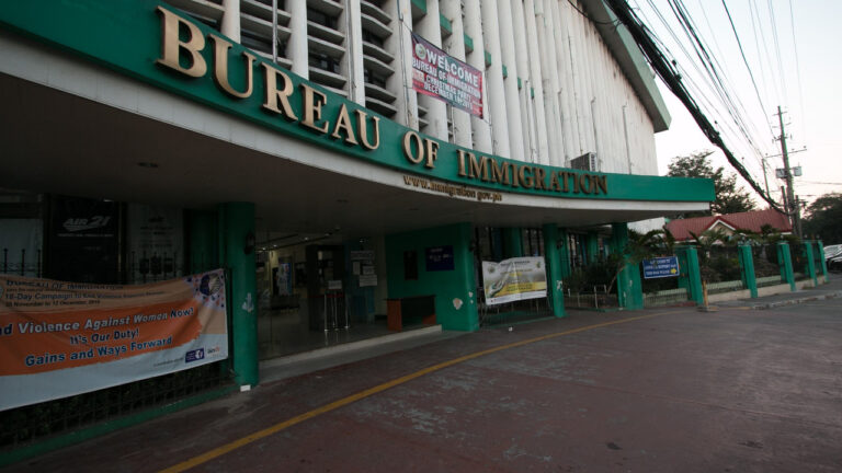 Philippine immigration office visa extension processing for foreigners